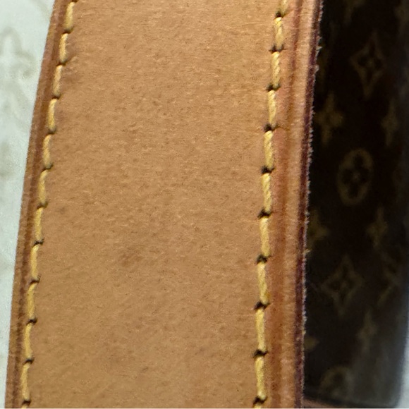 Louis Vuitton Galliera PM shoulder bag - Picture 10 of 16